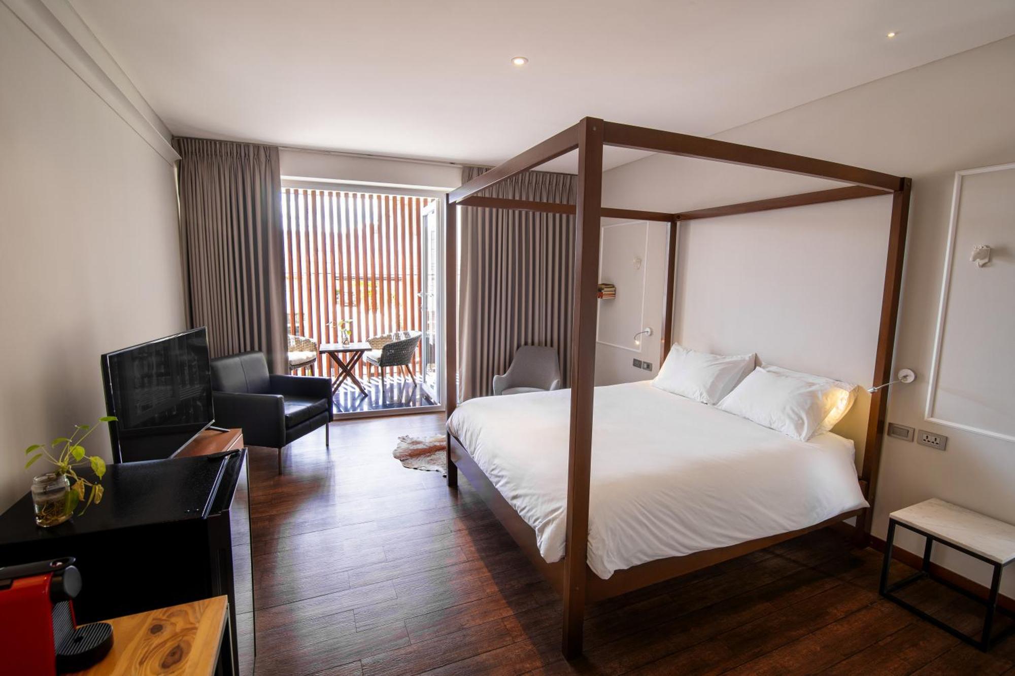 Cosmopolitano Hotel Boutique Santa Cruz de La Sierra Eksteriør billede A room at the hotel